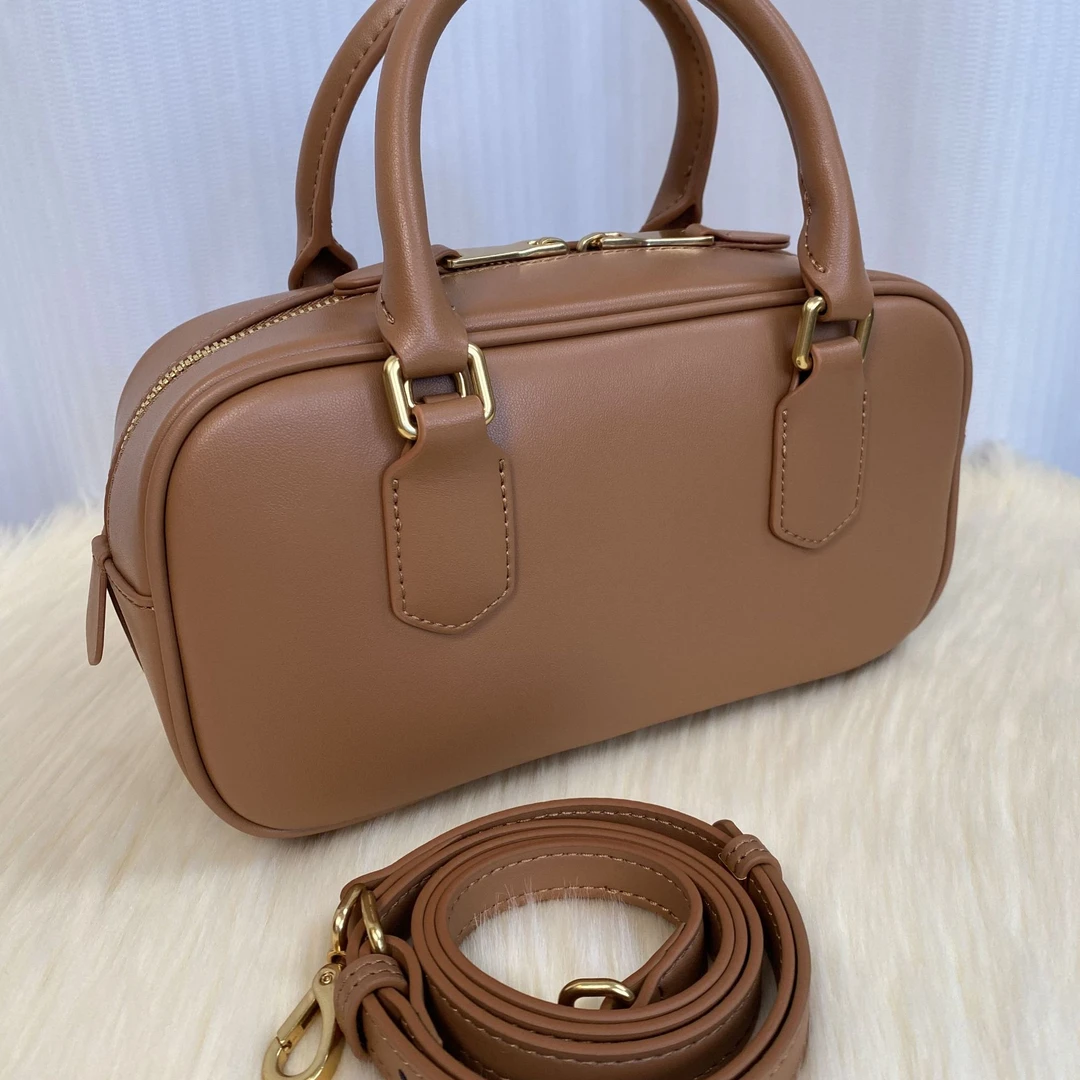 2025头层牛皮保龄球女包波士顿休闲百搭单肩真皮时尚包包