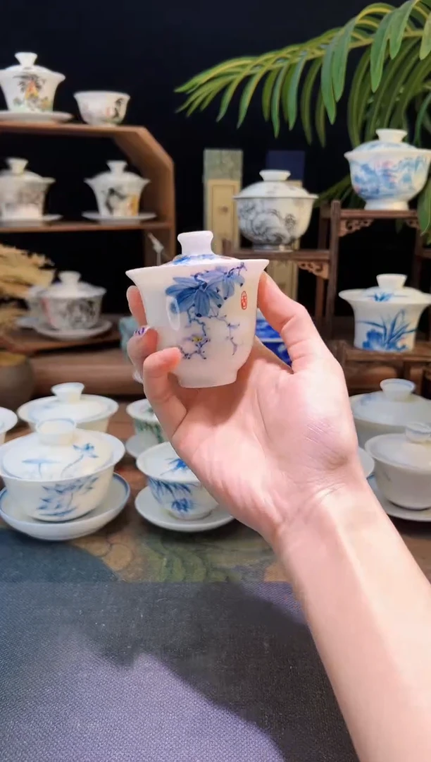 【闪购商品】羊脂玉牵牛花美人肩