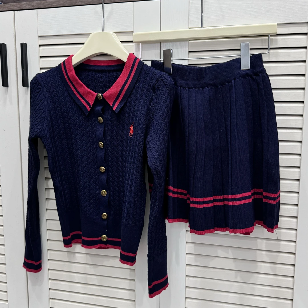 早秋装小香风针织开衫女个子春秋季百褶毛衣裙子短款休闲两件套装