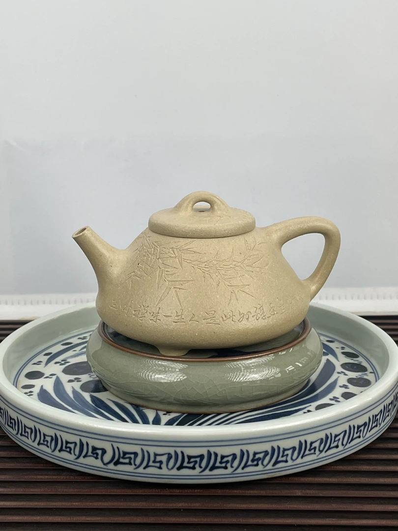 石瓢壶220毫升，本山绿泥，传统半手工制作容量会有差异，一物一拍