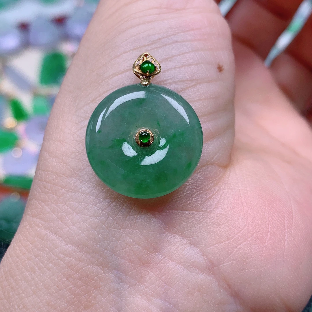 缅甸天然A货翡翠，冰飘绿平安扣9/1012尺寸19.6-5.4