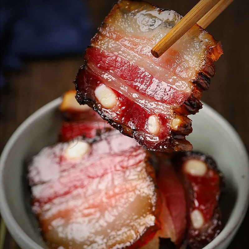 现场称重土猪腊肉1