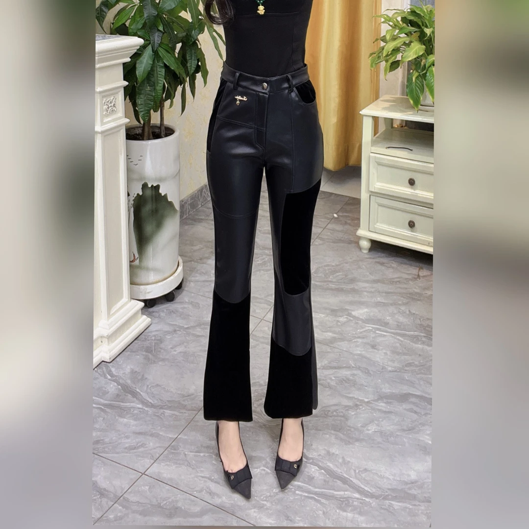 （6979）雪颖家2024年冬季新款拼接天鹅绒显瘦简约气质爆款微喇裤