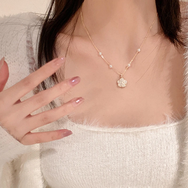 合金项链 初恋感珠珠花朵项链百搭简约风秋冬锁骨链女ins小众法式