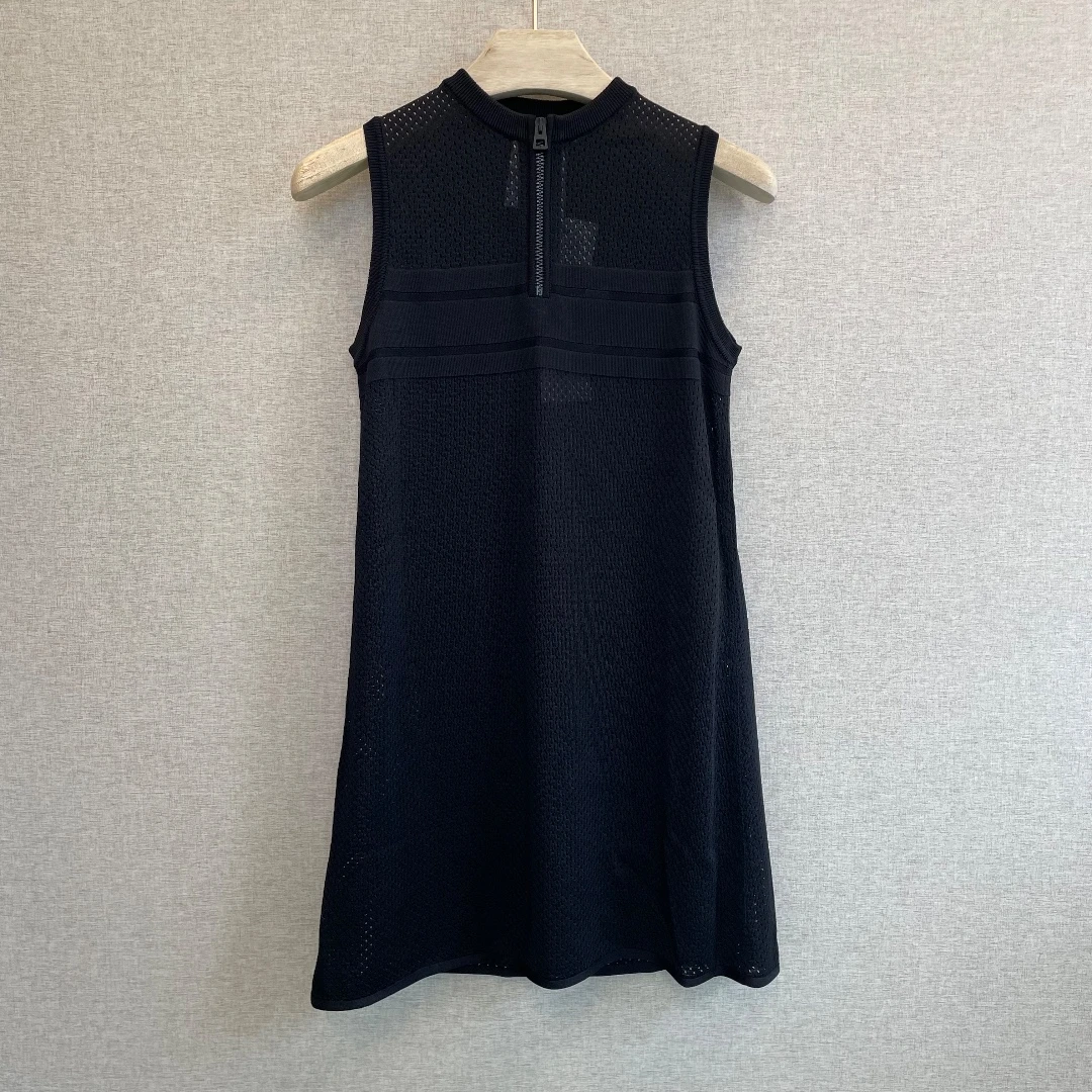 全新未使用 DIOR/迪奥 Dior 女士黑色连衣裙有吊带内衬 WDR10013