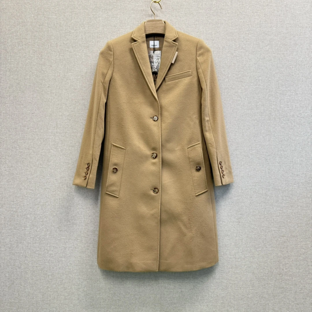 全新未使用 BURBERRY/博柏利 Burberry 女士卡其色外套 Woc20009