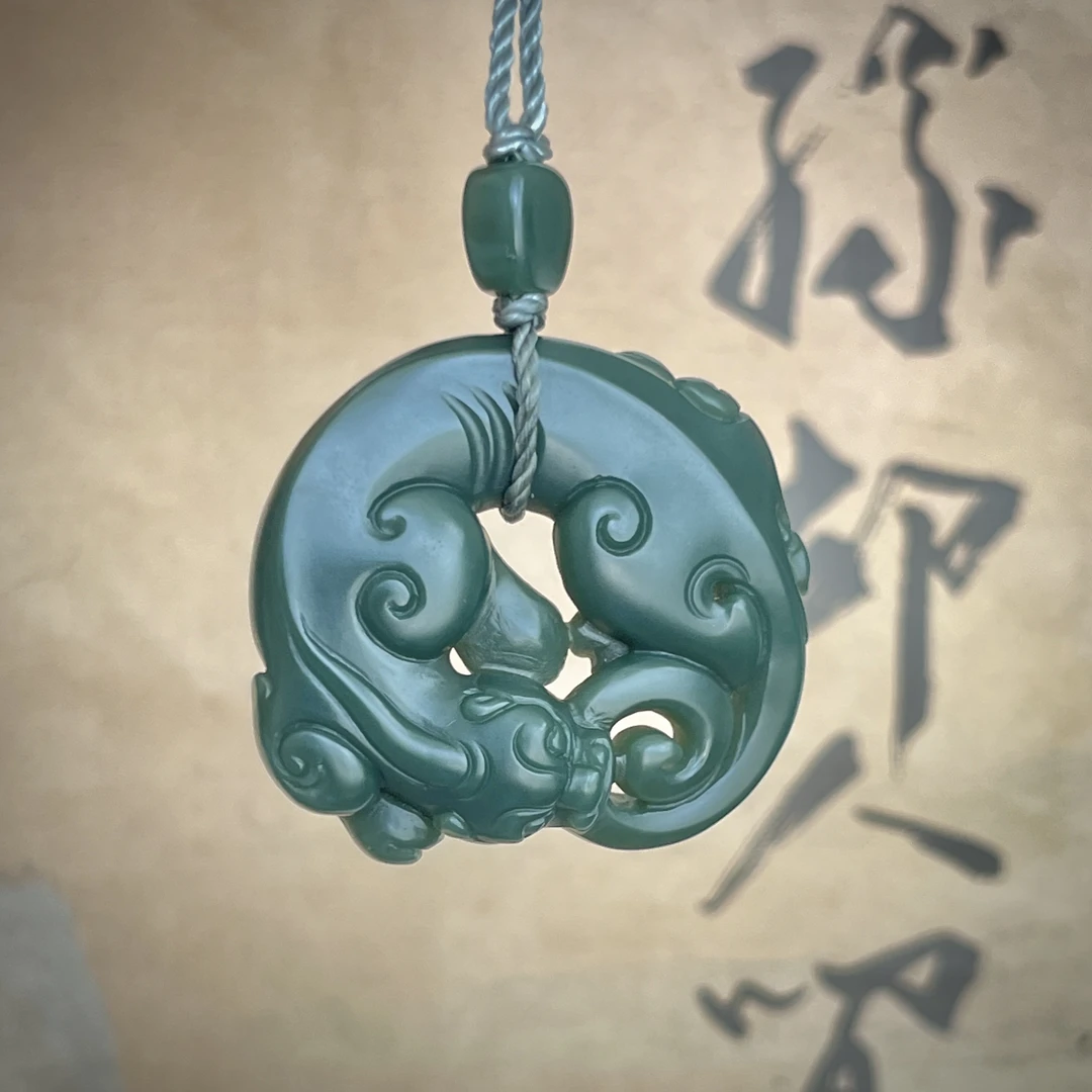 和田玉青海料一细蓝调青玉手工雕刻螭龙玉佩仿古挂件男士吊坠