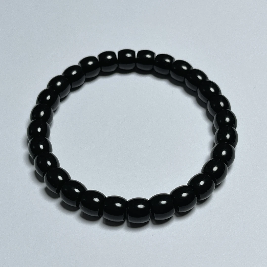 和田玉小灶火特细黑青精工直切极限弧7×8单圈手串28颗油润无暇