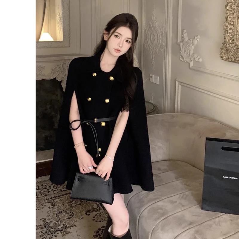 时髦高档千金凤斗篷外套大衣女秋冬新款宽松针织毛呢上衣加厚百搭