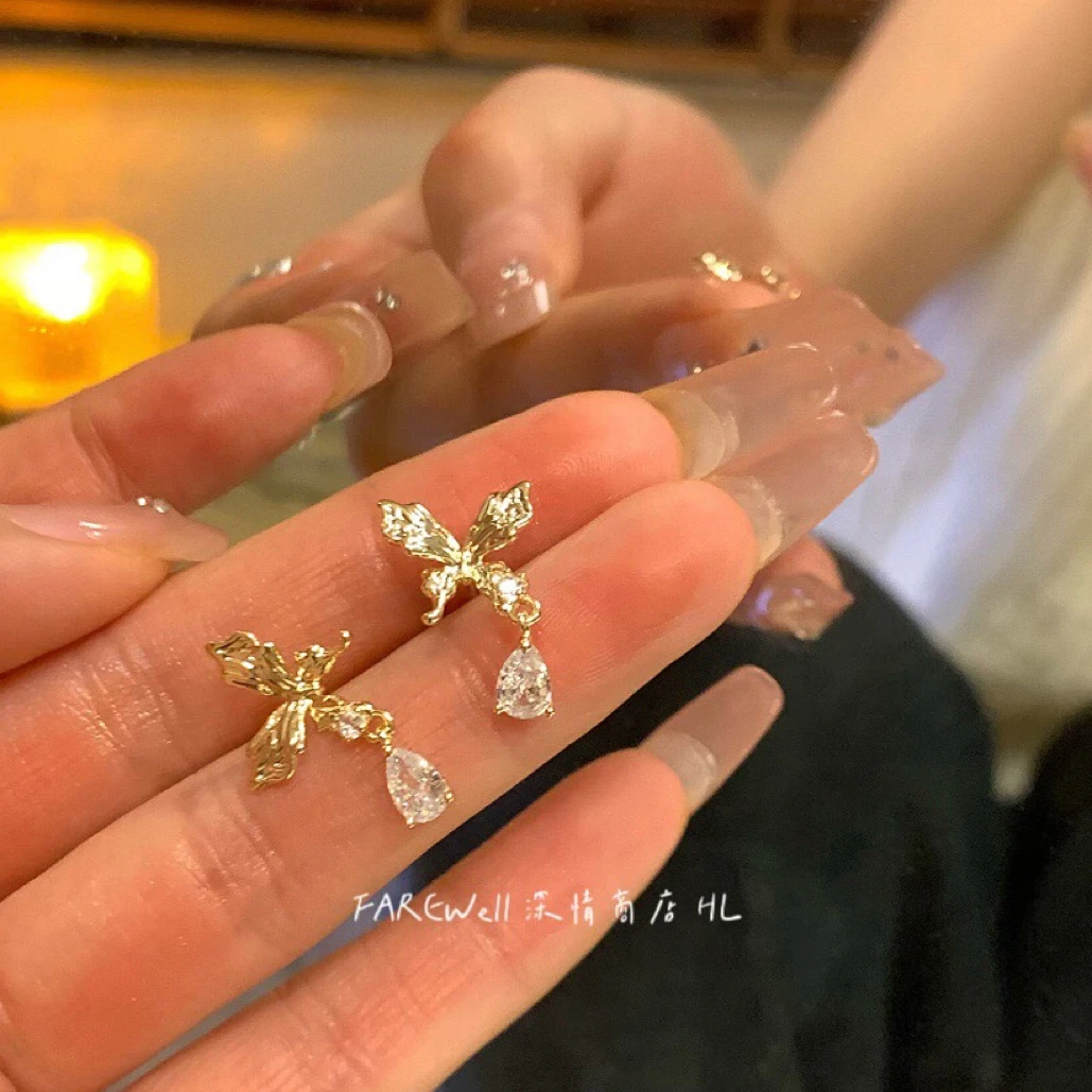 铜合金耳饰 AL5369 蝴蝶结耳钉轻奢高级感简约百搭独特耳饰气质
