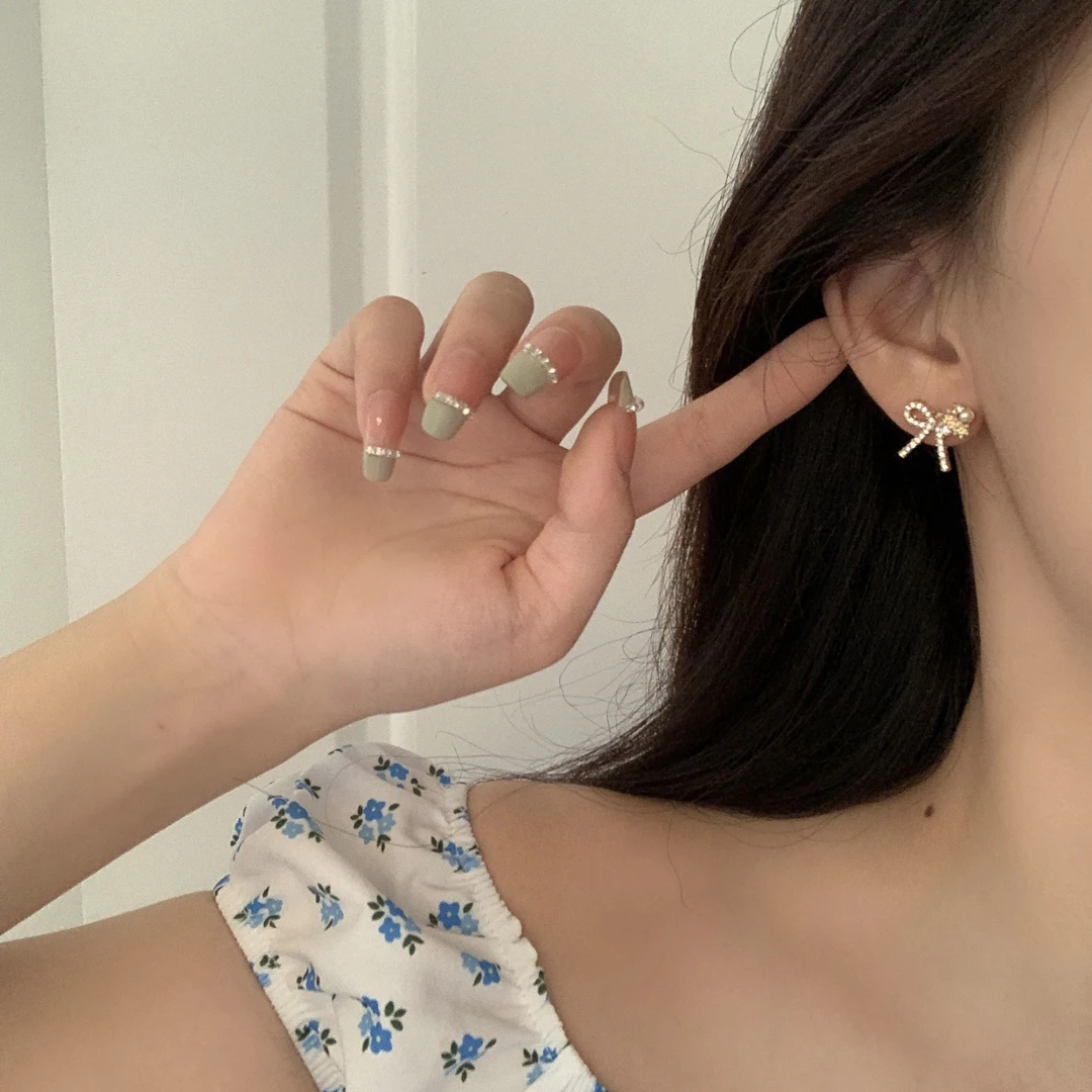 铜合金耳饰 AL1557 花朵蝴蝶耳环仙气小众设计感耳钉少女气质轻奢