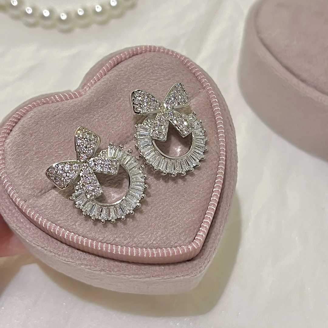 铜合金耳饰 AL4313银色蝴蝶结圆形耳环气质百搭轻奢时尚小众