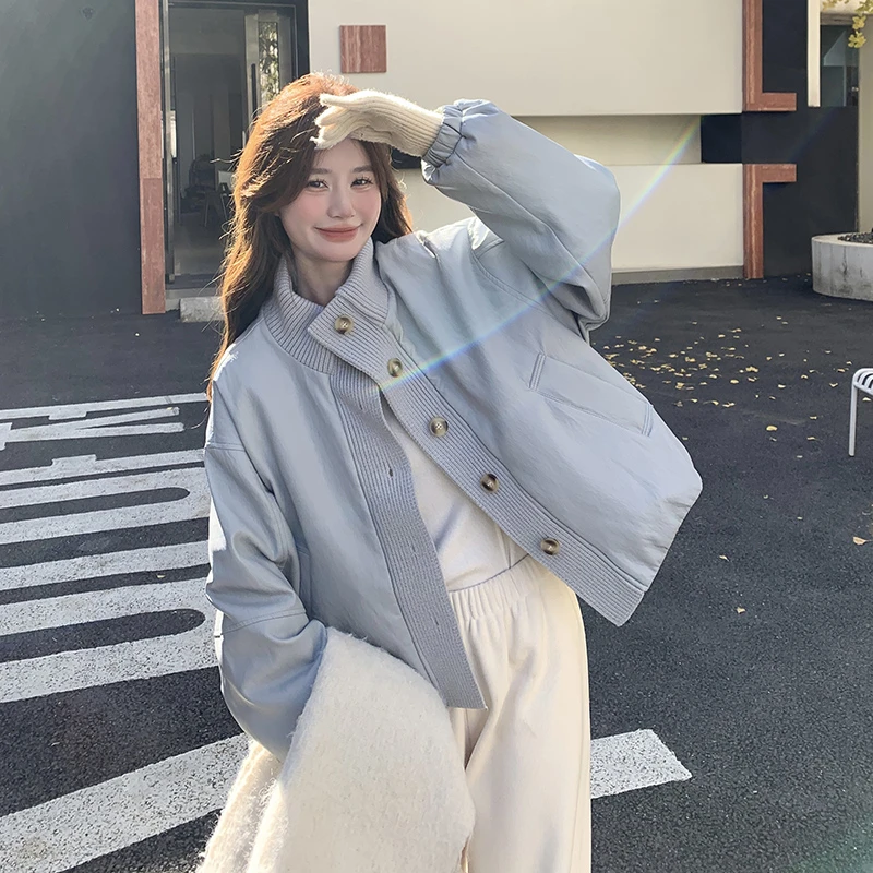 蓝色针织拼接蛋白皮短款羽绒服女冬季新款韩系超好看白鸭绒厚外套