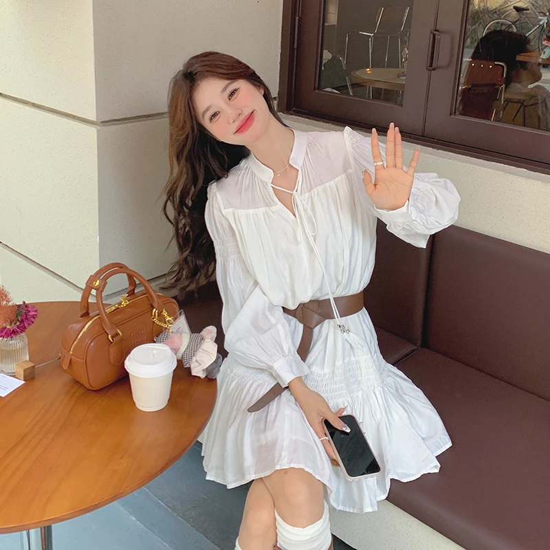 白色绝美法式茶歇连衣裙女2025年春秋新款小个子气质收腰超仙裙子