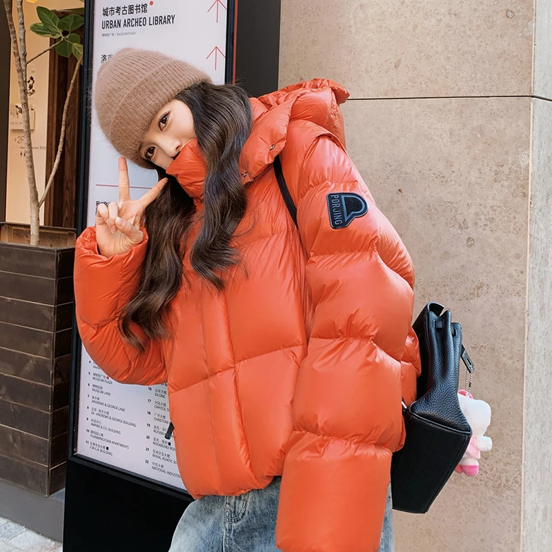 高级感时尚炸街连帽短款羽绒服女冬季新款小个子90白鸭绒厚面包服