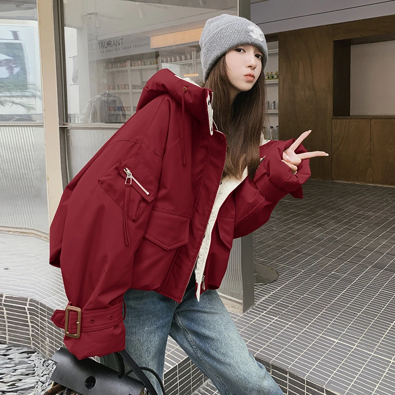 安可拉红工装连帽短款派克服女冬季2025新款小个子保暖加厚冲锋衣