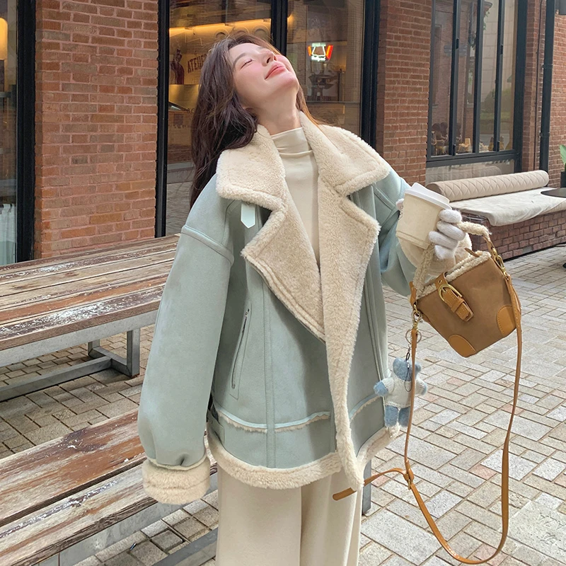 蓝色皮毛一体羊羔毛外套女2025年冬季新款韩系超好看加绒加厚大衣