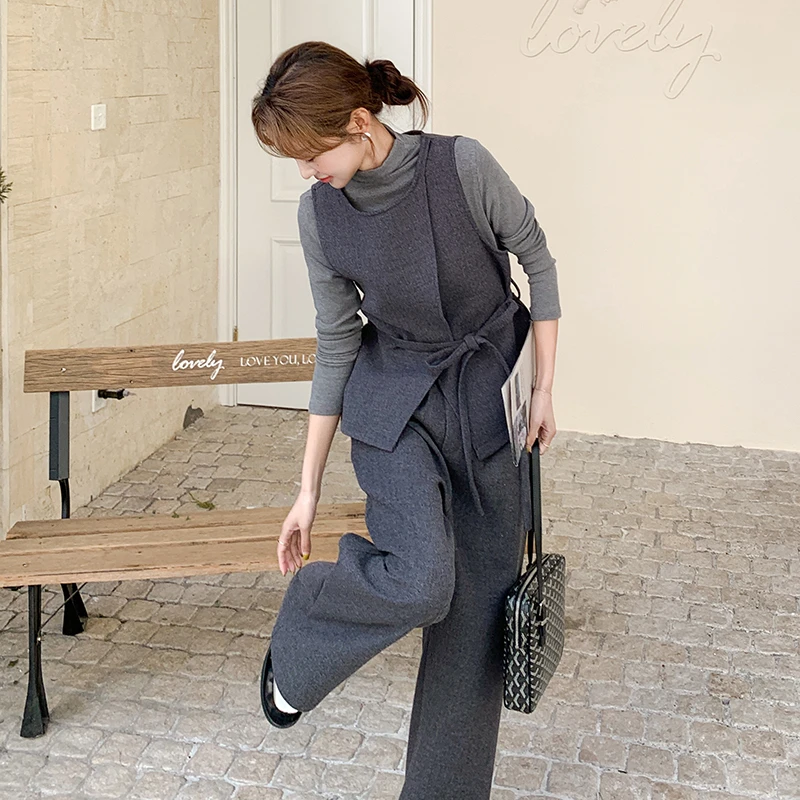 灰色高级感毛呢马甲套装女2025年秋冬新款气质轻熟风阔腿裤三件套