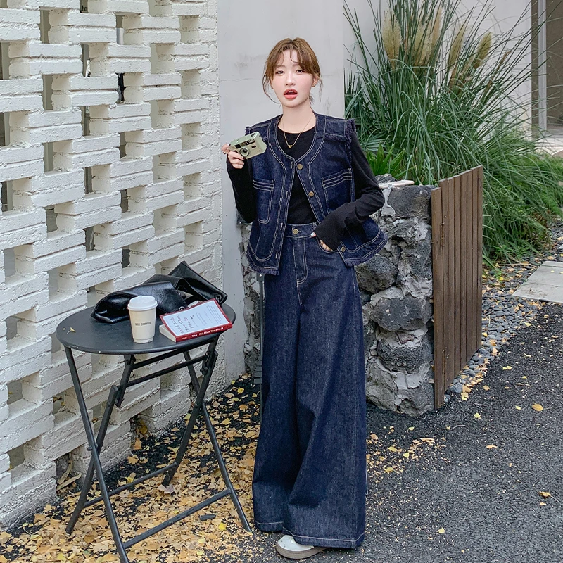 复古磨毛牛仔马甲阔腿裤套装女2025年春秋新款休闲时尚减龄三件套