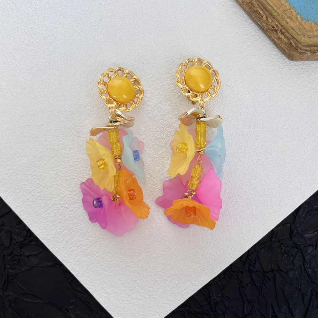 合金树脂耳饰 法产黄色琉璃花朵耳夹
