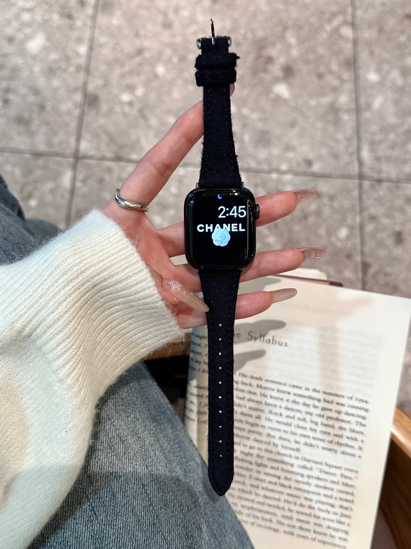 适用applewatch8毛绒椭圆扣小蛮腰表带iwatch9/s7苹果手表se细款
