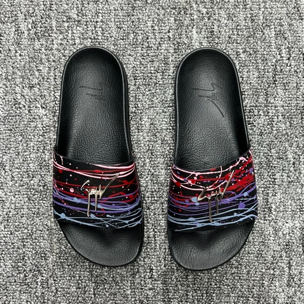 全新未使用  Giuseppe Zanotti 男士休闲拖鞋公价3200（偏小一码）