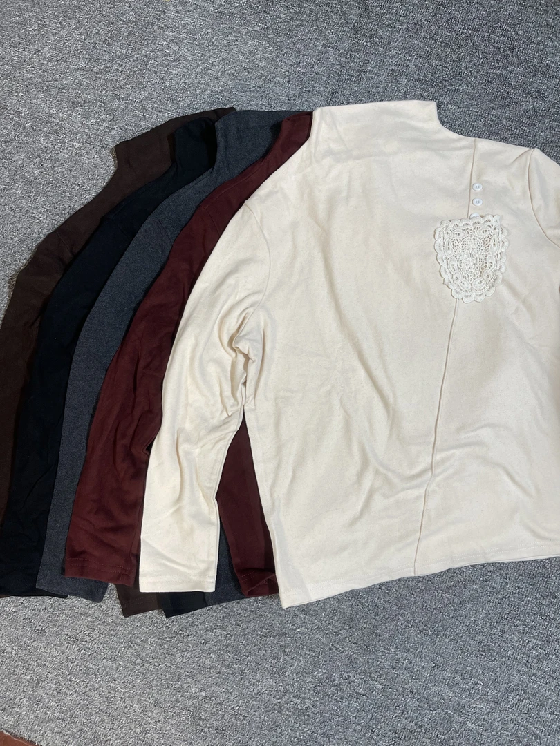 15款双面绒钩花口袋三纽扣打底上衣加厚显瘦（衣长60胸围112）