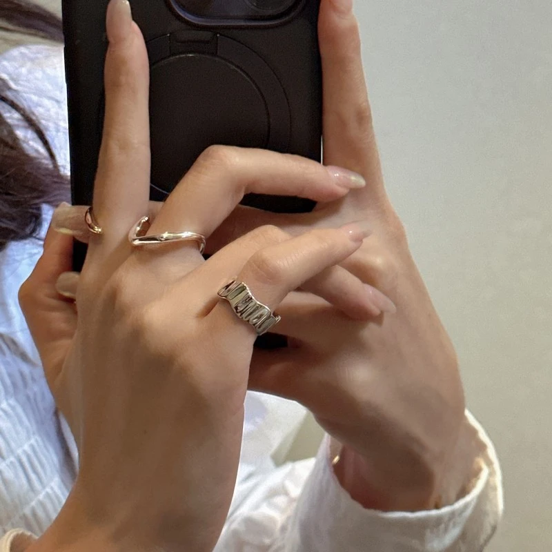 925银戒指 小众设计感褶皱纹理戒指时尚感简约气质网红百搭尾戒