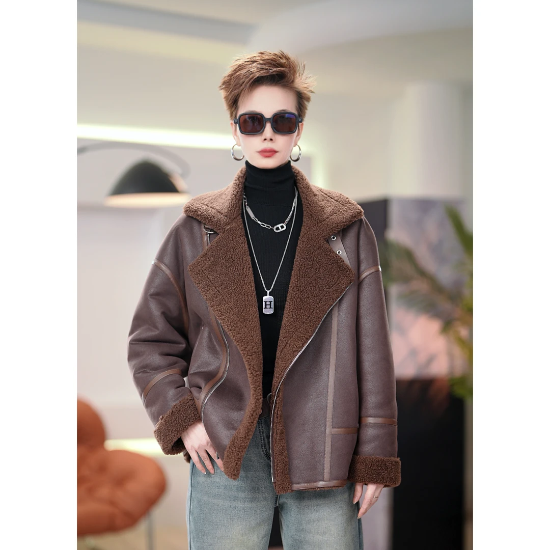 新款2024时尚冬季气质优雅设计师版外套女士秋冬拼接轻奢8053