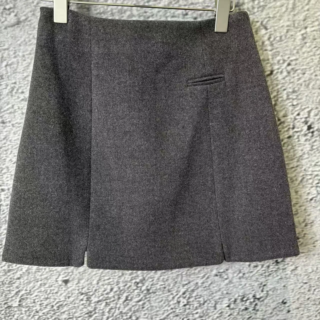 秋冬包臀A字裙百搭下摆小开叉纸片人