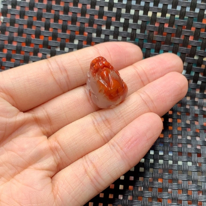 南红玛瑙配饰未镶嵌甸*