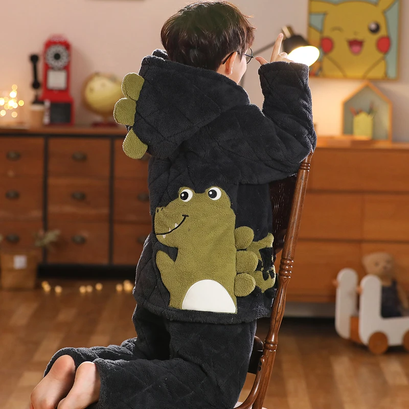 儿童法兰绒睡衣冬季男童三层夹棉加绒款珊瑚绒男孩宝宝家居服套装