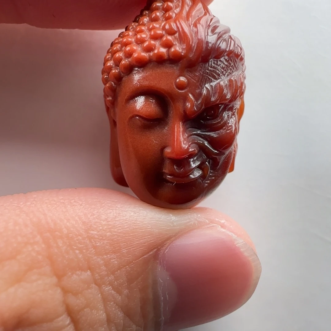 石英质玉颈饰未镶嵌Z****了