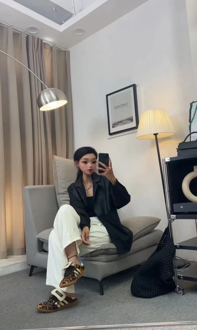 2024秋款韩版西装领宽松衬衫拼接皮衣时尚小众西服外套女潮