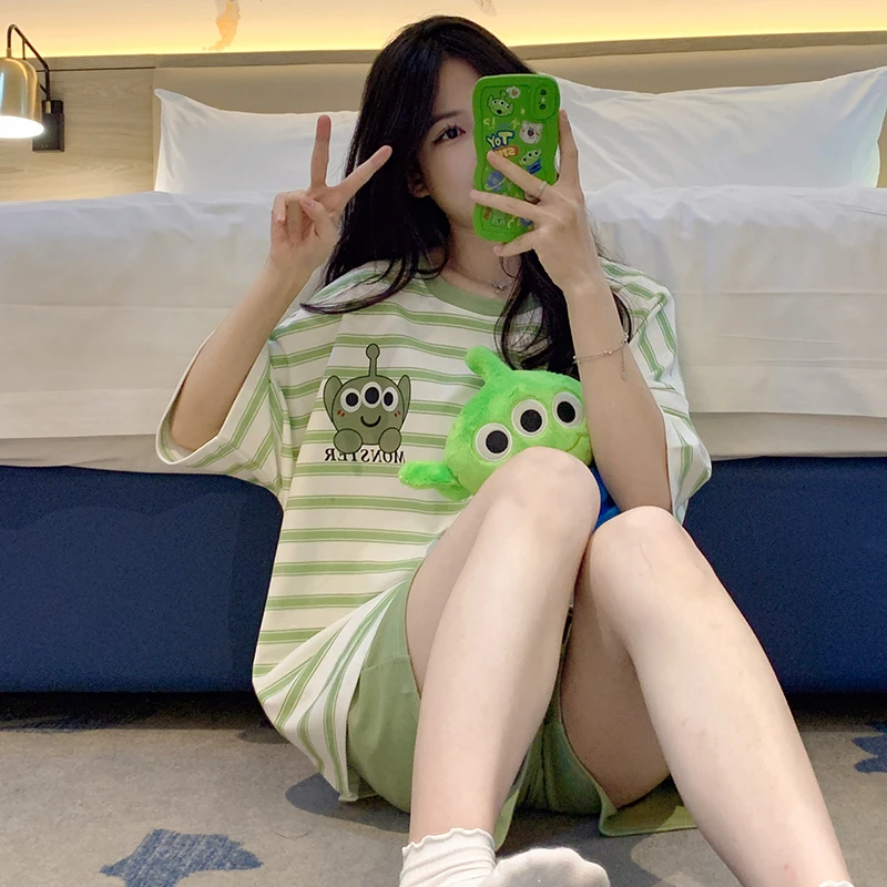 2025年夏季新款短袖短裤睡衣女宽松时尚条纹简约家居服套装60039