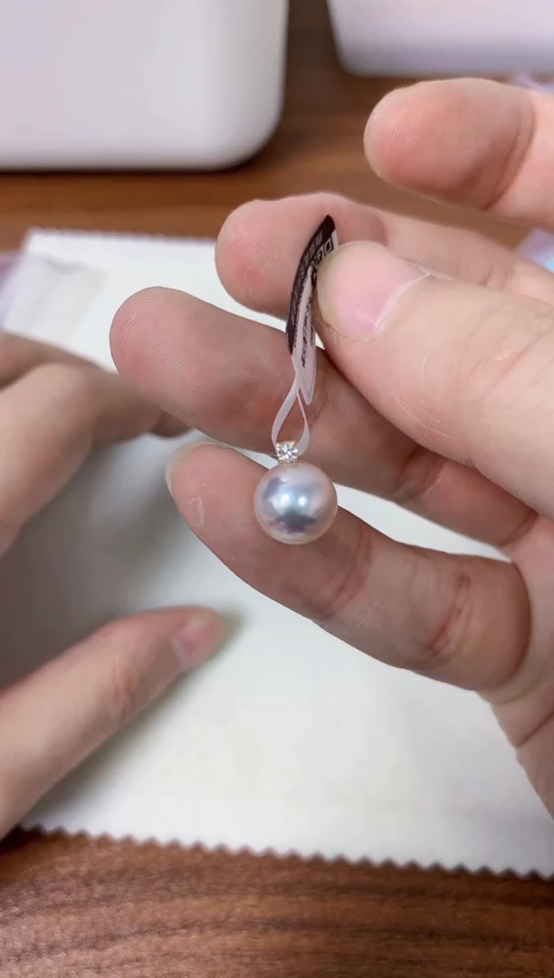 【闪购商品】海水珍珠饰品18K金镶嵌9-10钻石王妃吊坠赠银链