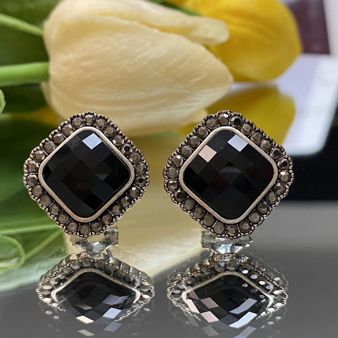 铜合金亚克力耳饰 铜亚克力耳饰时尚黑色耳环黑色耳钉气质高级感