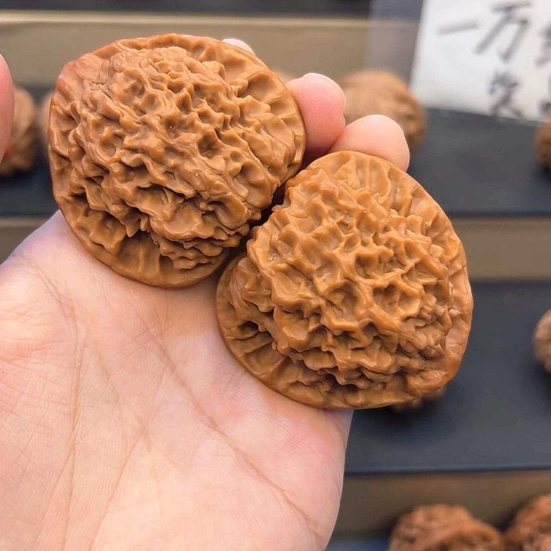 【闪购商品】文玩核桃吊坠官帽48