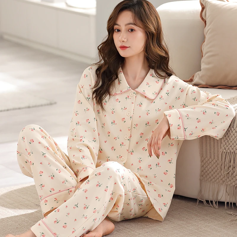 新款莉莉家女士宽松加厚纯棉米杏碎花长袖开衫保暖家居服可外穿