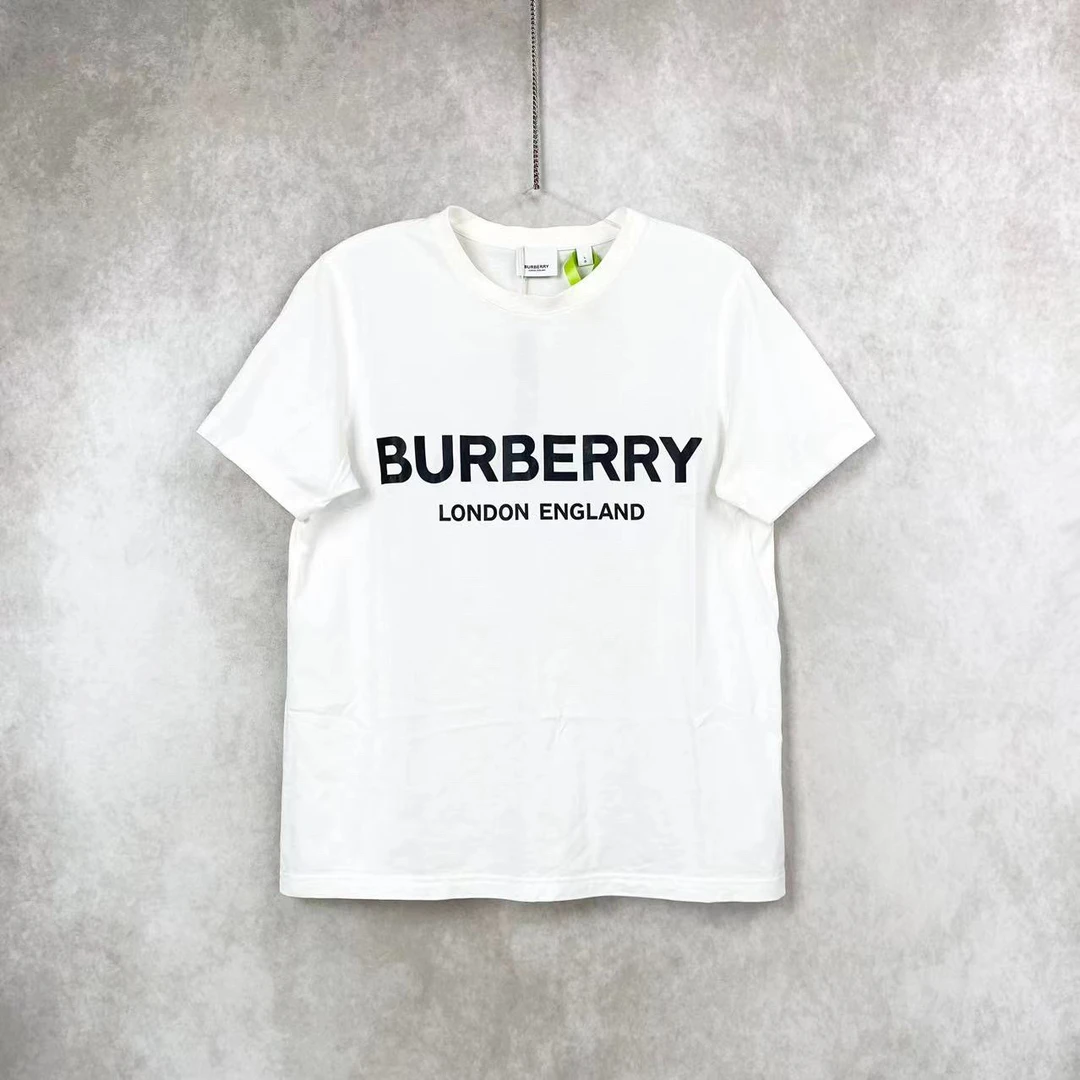 BURBERRY/博柏利Lm0008 黑/白色标语短袖