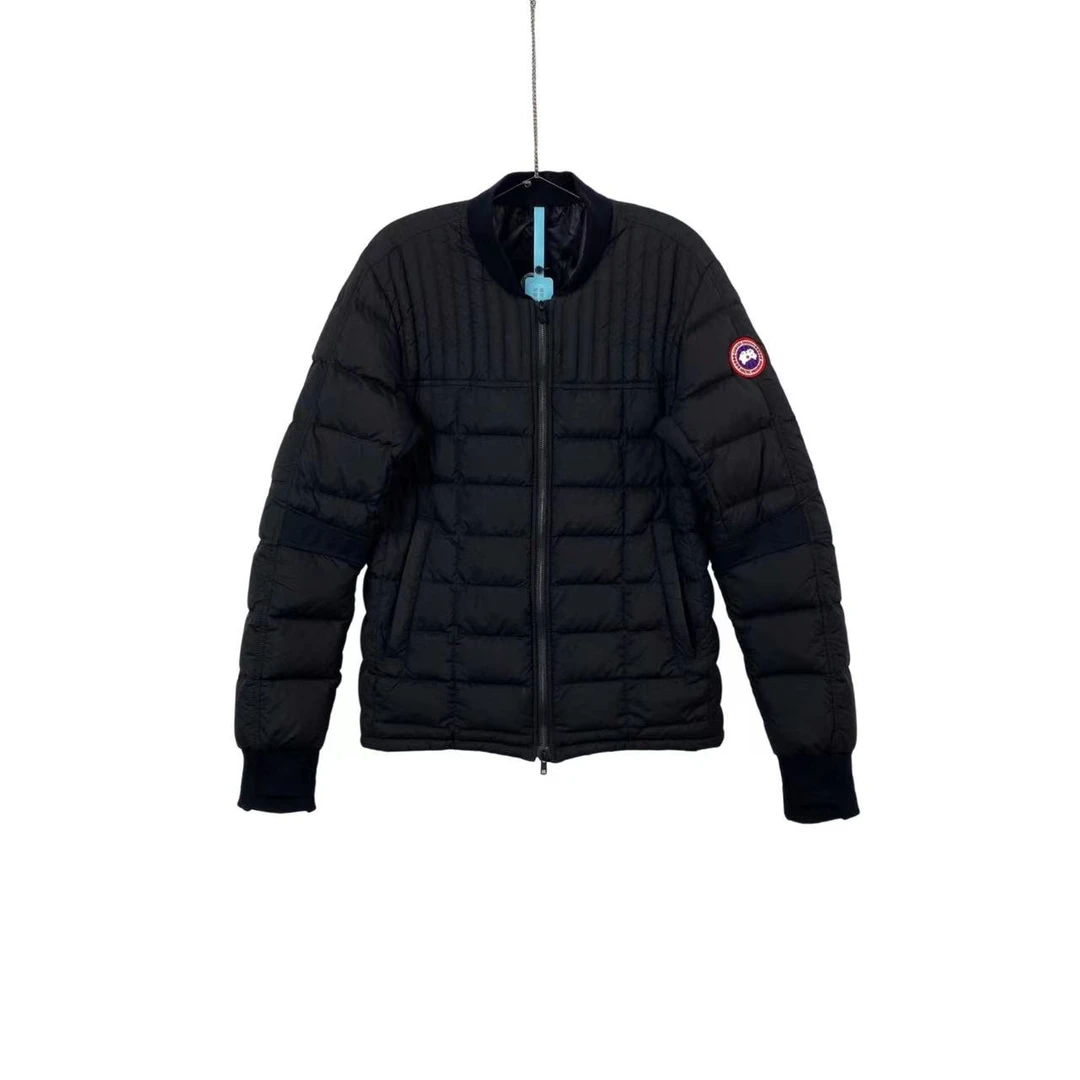 CANADA GOOSE 18461  黑色彩标羽绒服 l码