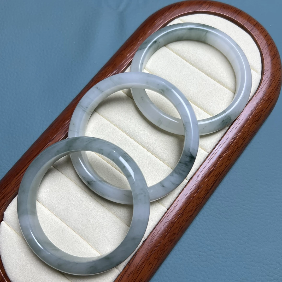 C03天然天山翠精美时尚简约款手镯 圈口54mm-62mm+ 多样性发其一