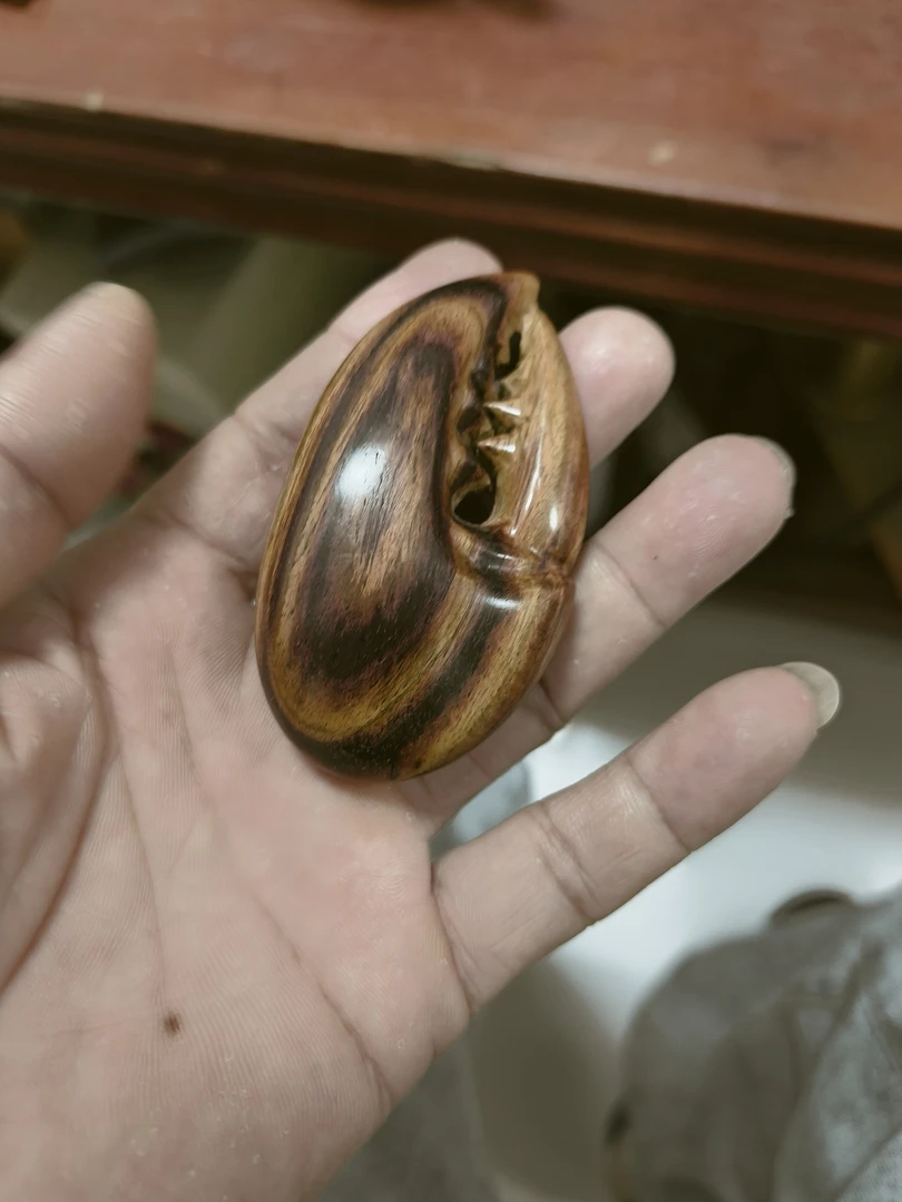 精品海黄手上有钱高油高密纹理清晰荧光感强