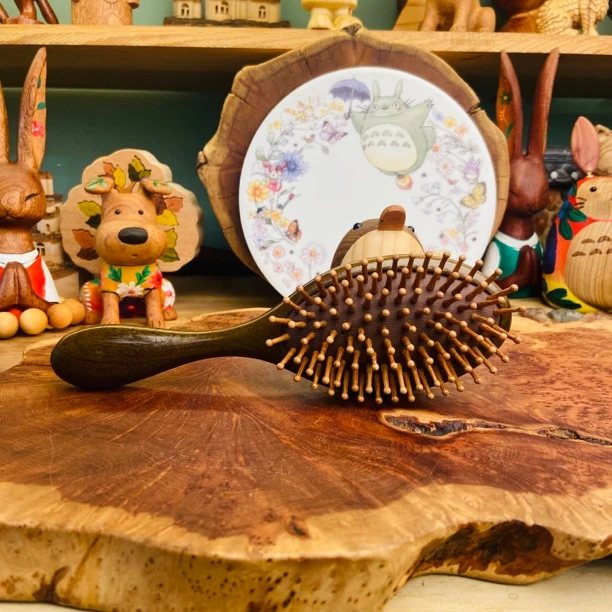 木梳子69按摩梳子