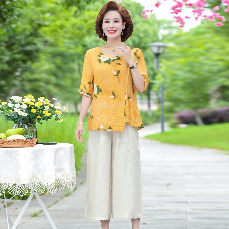 妈妈夏装新款洋气妈妈装中年中老年女装气质短袖上衣民族风