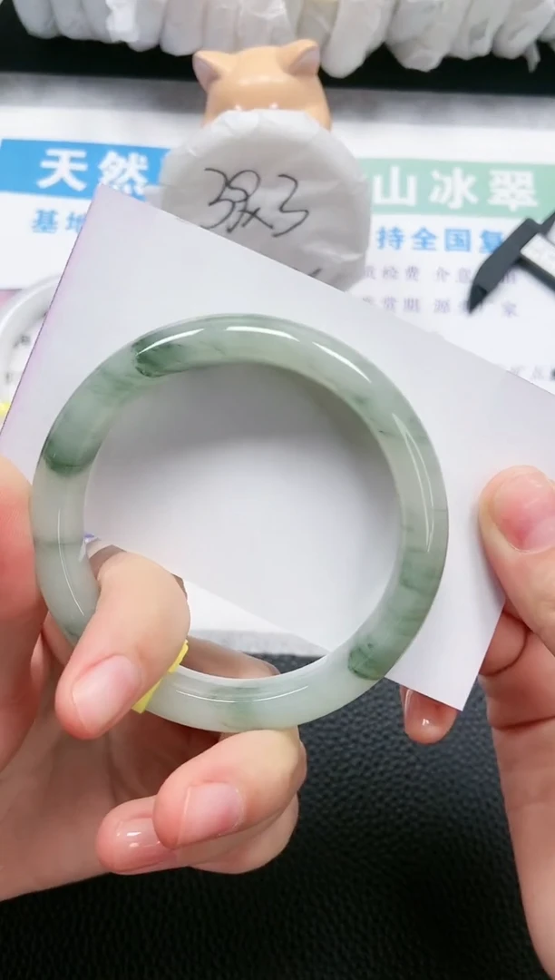 【闪购商品】石英质玉手镯未镶嵌A32-57+