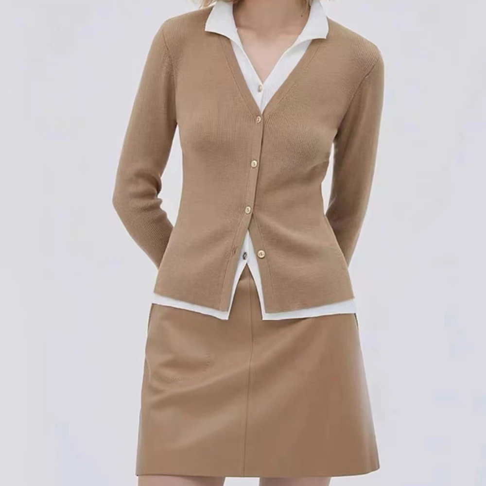 【啦啦精选】设计感气质时尚显瘦羊毛假两件针织开衫女3023