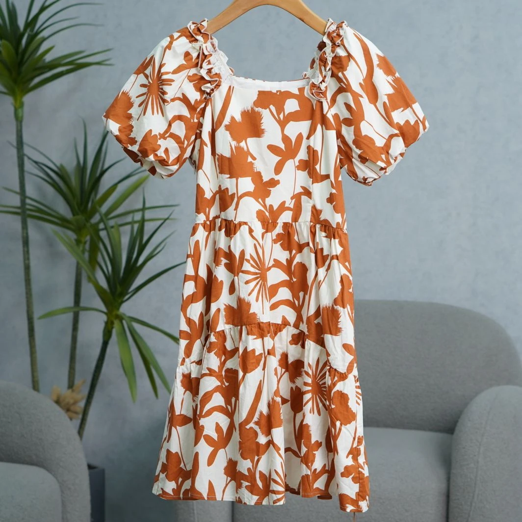 Shi系列   S062   女装时尚撤柜大花卉收腰连衣裙桔色2281113