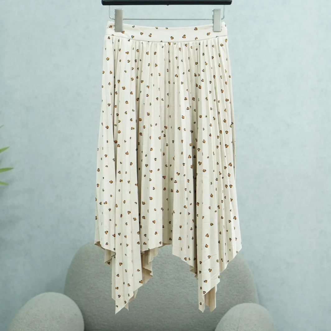 同伊系列   WY527   女装时尚撤柜爱心绒面半身裙米杏色B95112