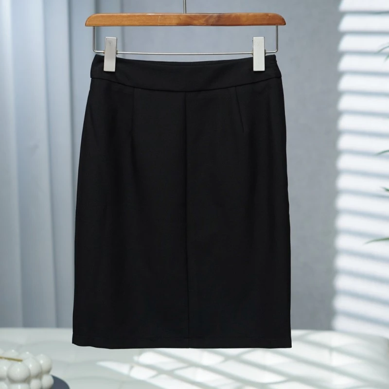 咏系列   E558   女装时尚撤柜休闲半身裙黑色A3051601